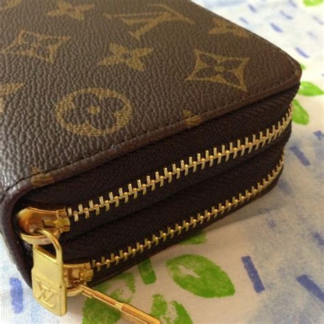 louis vuitton wallet two zippers|Louis Vuitton wallet zipper pull.